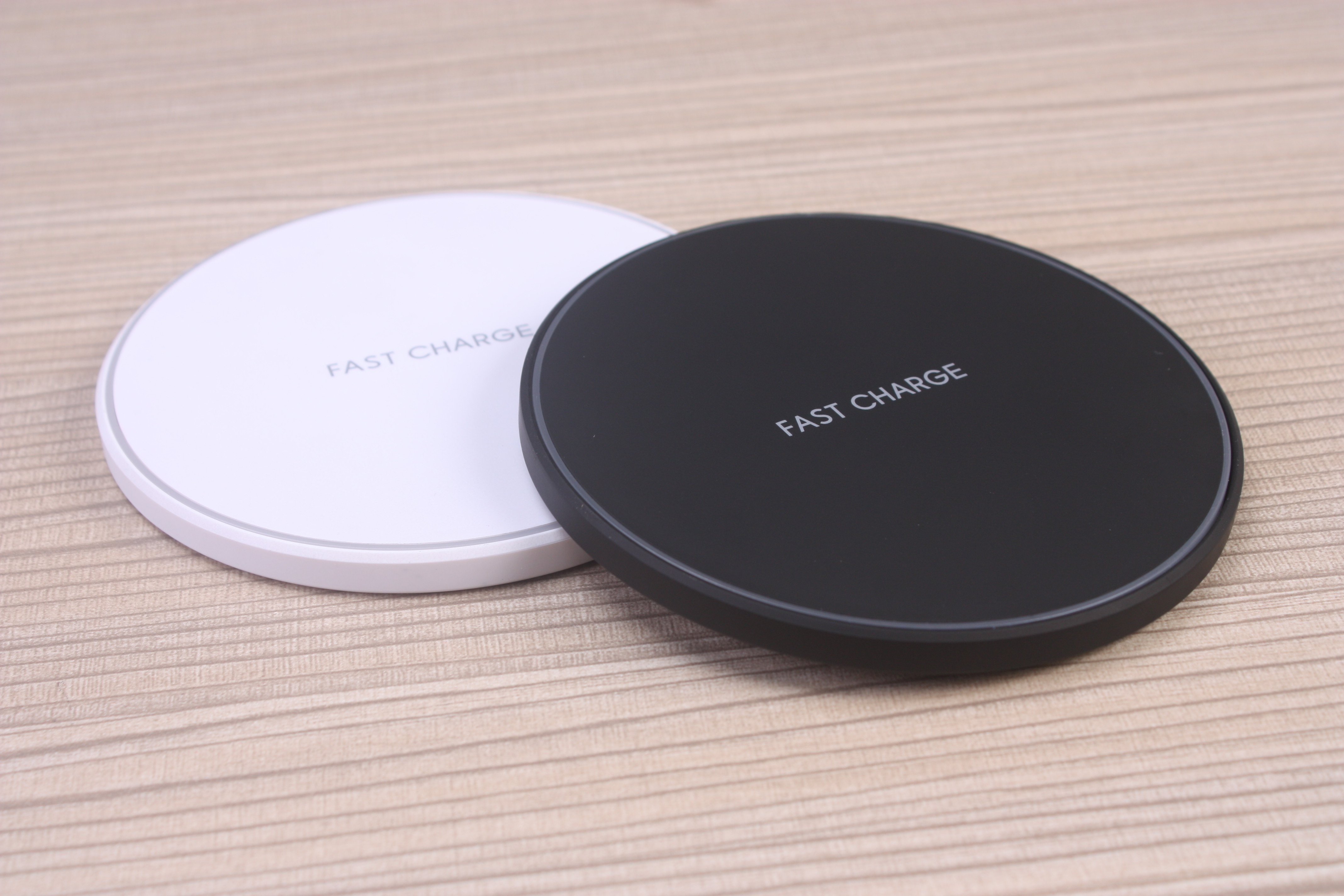 Personalised Wireless Qi charger round